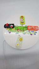 Load image into Gallery viewer, 4pc charm holder keychains