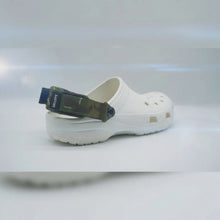 Load and play video in Gallery viewer, Adjustable Soft Replacement Heel Straps for Clogs shoes CAMO.
